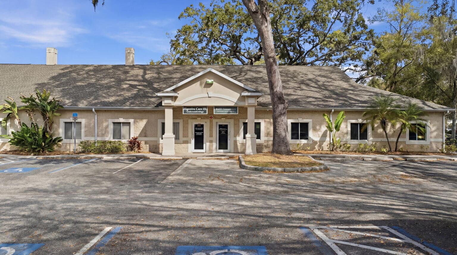 605 MEDICAL CARE DR, BRANDON, FL property