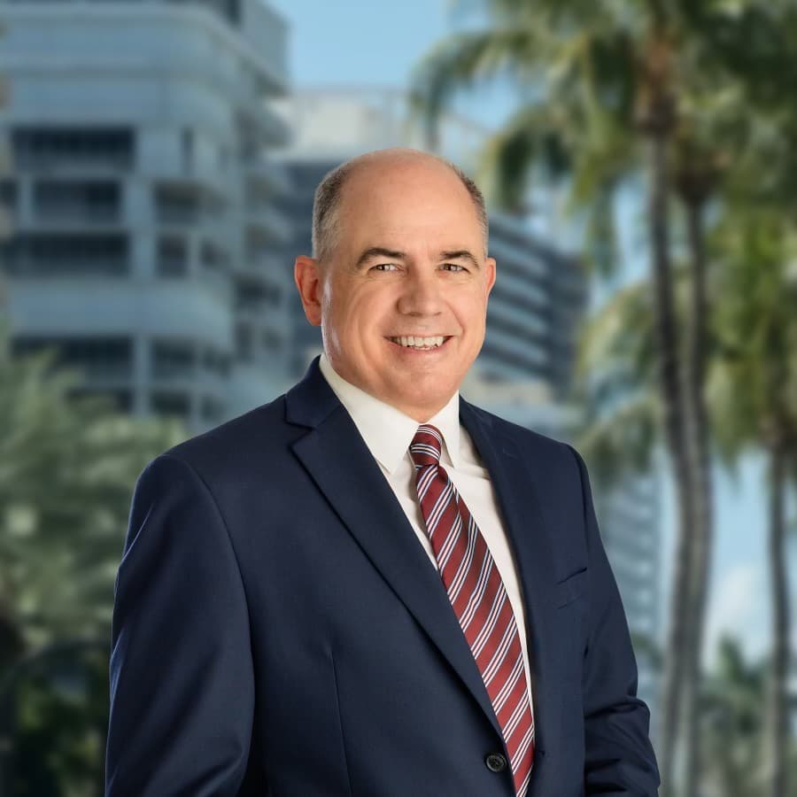 Bob Wisdom headshot